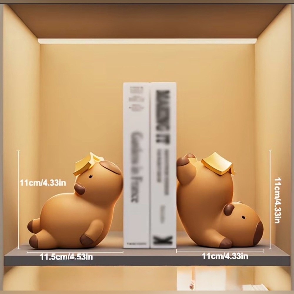 Capybara Bookend Set - Picture 2 of 3